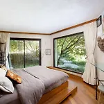 Waterfront At La Reserve ヴィラ ラマチュエル