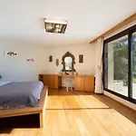 Waterfront Villa At La Reserve Ramatuelle *