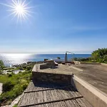 Villa Waterfront At La Reserve *