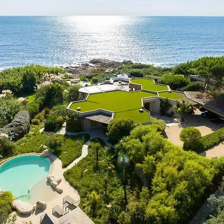 In Gated Community Of La Reserve * Ramatuelle